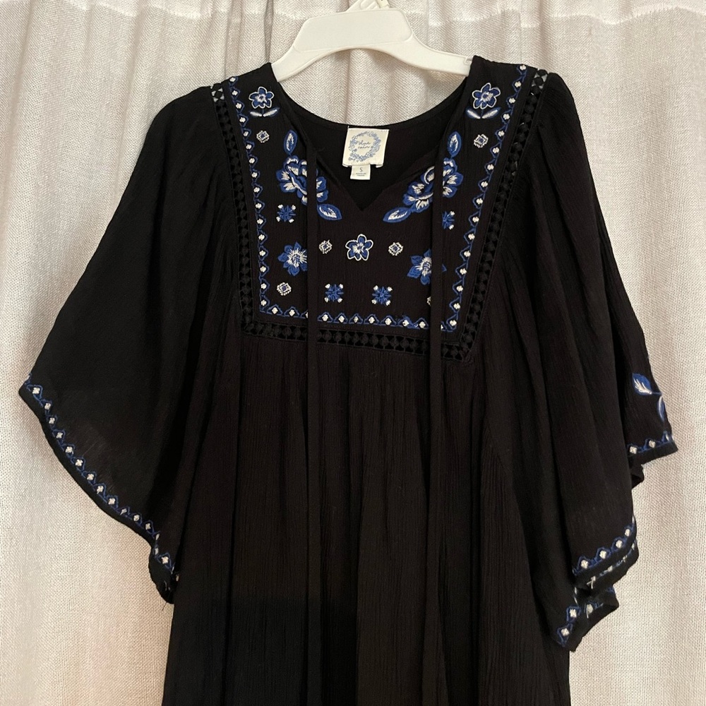 Black and Blue Dress